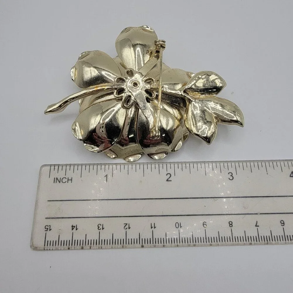 Gold Tone Coro Flower Floral Brooch Pin 3.5 Inches Long Matte‎ Shiny Textured